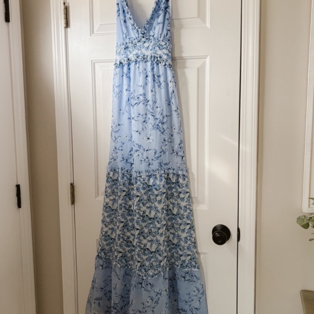 Elegant Blue Floral Maxi Dress
